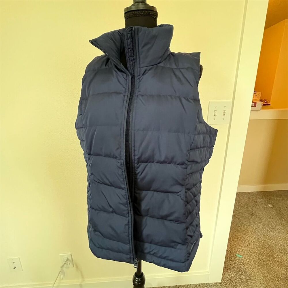 Lands' End Women's M Navy Blue Puffer Vest Lightweight Casual​​